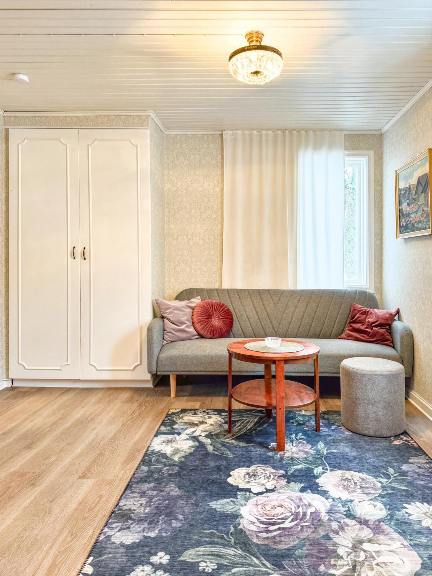 Strandbergs Stugor Mariehamn Luaran gambar